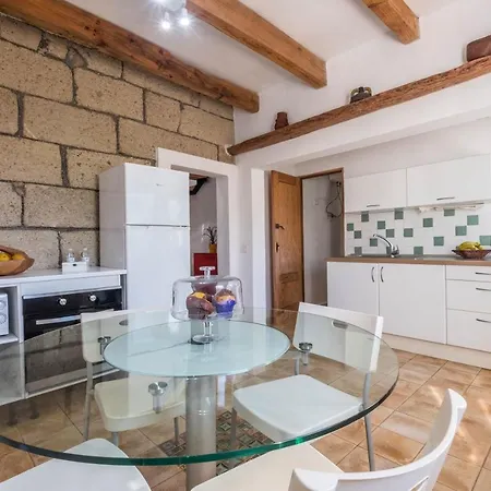 Casa Tajinaste - Perenquen * Guia de Isora (Tenerife)